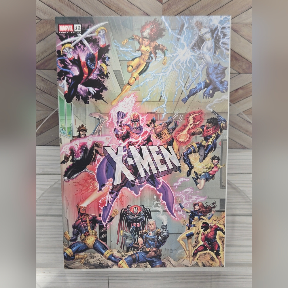 X-Men #12 (2025) Marvel Comics, Tyler Kirkham, Unknown Comics Exclusive Cvr